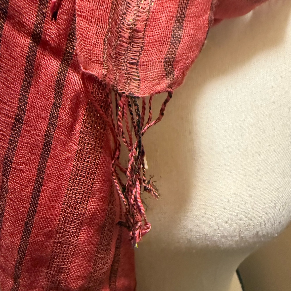 Talbots Red pink Metallic Scarf wrap fringed azlon made in India NWT - Picture 3 of 10
